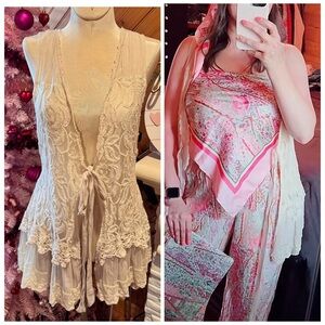 Vintage Boho Lace Ruffle Vest with Tie – Medium